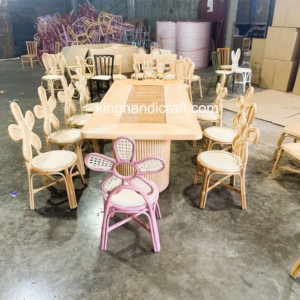 Silla Infantil de Ratán Hecha a Mano de Primera Calidad para Alquiler, para Bodas, Eventos, Fiestas de Cumpleaños, Muebles para Preescolar - Product Image 4