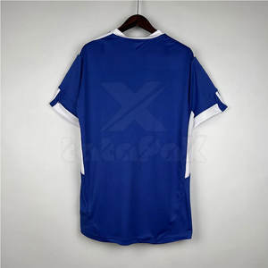 Camiseta de Fútbol Corta de Moda, Hecha 100% de Poliéster, Tejido Transpirable, Costuras Reforzadas, Adecuada para Partidos Competitivos - Product Image 2