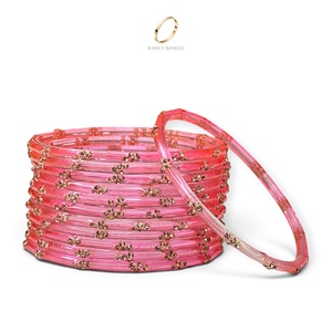 Collection en gros de bracelets kashmiris en verre goutte de pluie rose vif avec perles de mode, plaqués or et ornés de cristaux étincelants pour femmes - Product Image 1