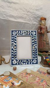 Cadre photo rectangulaire en bois fait main avec incrustation d'os, motif chevron, support photo, décoration de table, provenance Inde - Product Image 6