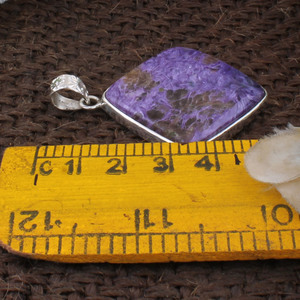 Collar artesanal de plata de ley 925 con colgante de charoita, gema natural morada, corte cojín, joyería vintage al por mayor - Product Image 4