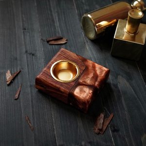 Porta Incienso de Resina y Madera Natural Nordic River Glow, Quemador de Incienso Moderno Hecho a Mano para Meditación, Yoga, Mindfulness - Product Image 3