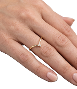 แหวนเพชรทรงกลมสังเคราะห์ DEF Color VS VVS Clarity ขายส่ง แหวนทองคำแท้ 18K ดีไซน์ Wishbone แบบมินิมอล แหวนลายเชฟรอนโค้งเล็ก - Product Image 5