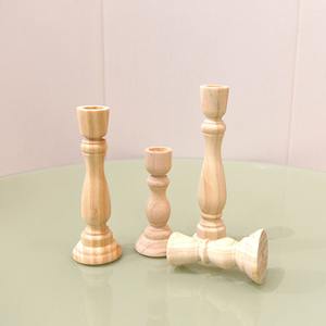 Porte-bougie en bois artisanal, minimaliste, moderne, rustique, pièce de décoration pour la maison - Product Image 1