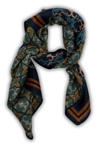 Pañuelo de Verano Personalizado Cuadrado de Doble Cara con Estampado de Puntos, de Seda, Satén y Poliéster - Antibacteriano, de Secado Rápido y Ligero - Product Image 4
