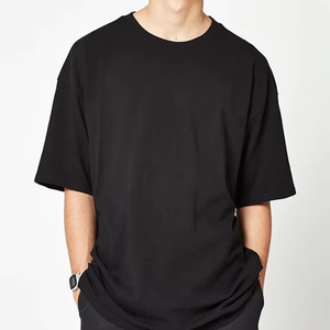 T-shirt pour homme à manches courtes personnalisé haut de gamme, noir uni, 100% coton, respirant, séchage rapide, coupe classique - Product Image 3