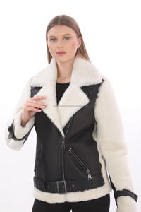 Chaquetas de Lona Tejida con Cuero Genuino, Elegantes y Nuevas para Invierno, Precio de Fábrica, Transpirables, Resistentes al Viento e Impermeables, Reversibles y Estampadas para Mujer - Product Image 4