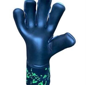 Guantes de Portero de Fútbol RALMED SPORTS de Cuero Alemán de 4 mm (Agarre de Contacto), Dedos Completos, Antideslizantes, Correa de Muñeca Ajustable, Impermeables - Product Image 4