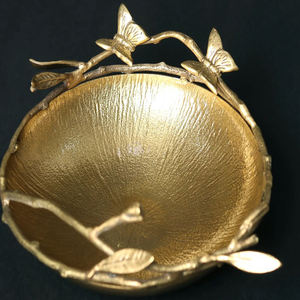 Tazón Urlis con Diseño de Mariposa en Color Dorado Brillante y Pulido, Decoración para Hoteles, Resorts y Restaurantes a un Precio Impresionante - Product Image 1