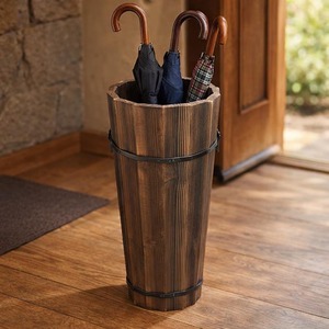 Porte-parapluies en bois naturel avec détails en métal pour l'organisation de l'entrée, garde les parapluies bien rangés, vente en gros depuis l'Inde - Product Image 4