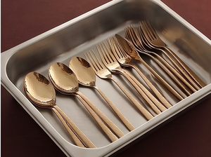 Juego de cubiertos de acero inoxidable con acabado dorado martillado, con textura martillada, para restaurantes, hoteles y vajilla de mesa para el hogar. - Product Image 3