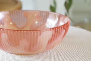Grand bol en résine à nervures pour salades de fruits, décoration de table, cadeaux d'anniversaire et de Noël - Product Image 3