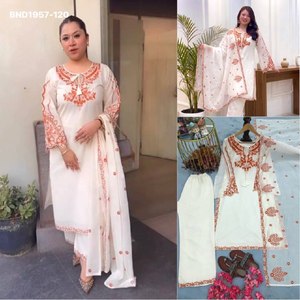 Ensemble haut et pantalon palazzo en soie romaine pure de haute qualité avec broderies, manches cloche fantaisie et pompons, et dupatta – Mode féminine - Product Image 2