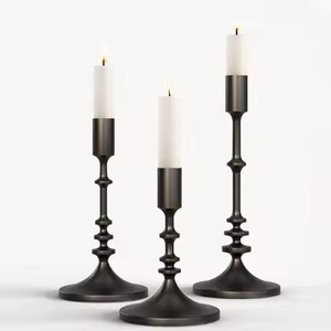 Support à bougie en métal élégant pour une ambiance premium, porte-bougie décoratif pour table, décoration intérieure - Product Image 3