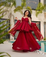 Nouvel arrivage : Magnifique tissu en soie Georgette multicolore à motifs Tabby, avec broderies et sequins, idéal pour les tenues de mariage et de soirée, tendance, non coupé.