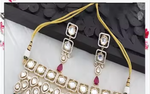 Conjunto de collar y aretes de moissanita con apariencia de oro chapado de primera calidad, estilo Kundan, para bodas indias, para mujeres. - Product Image 3