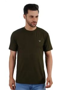 T-shirt col rond Premium Essential couleur olive – Mélange de coton ultra-doux et respirant, conçu pour un confort tout au long de la journée - Product Image 1