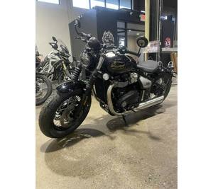 ¡OFERTA ESPECIAL! Nuevas motocicletas Cruiser <span class=keywords><strong>Triumph</strong></span> Bonneville <span class=keywords><strong>Bobber</strong></span> Icon Edition 2026 - Product Image 2