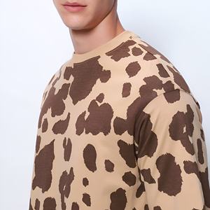 T-shirt imprimé animalier pour homme, streetwear décontracté, manches courtes, coton, motif léopard tendance, haut de mode estival - Product Image 4