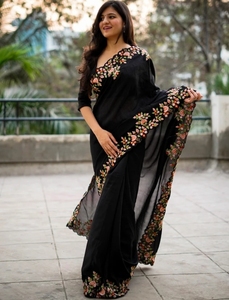 KV Embroidered Bollywood Style Silk <b>Blend</b> Saree - Product Image 2