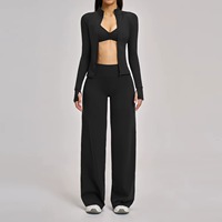 Ensemble de sport décontracté pour femme : haut court respirant à manches longues, legging et brassière de sport en polyester et élasthanne