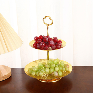 Plateau de service à deux niveaux en laiton plaqué or avec poignée pour la présentation de desserts, accessoires de décoration réutilisables pour la maison - Product Image 1