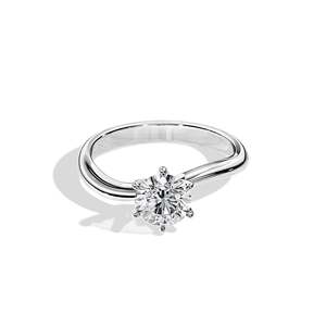 Bague de fiançailles classique en diamant rond taille brillant, monture à griffes en or 14 carats, pour femme, certifiée IGI, bijoux fins - Product Image 1