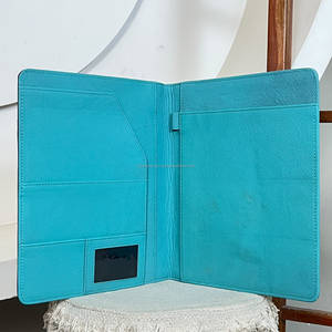 Porte-documents en cuir de vachette véritable, gravé à la main, motif floral, design unique, turquoise, organiseur de bureau pour usage professionnel - Product Image 6