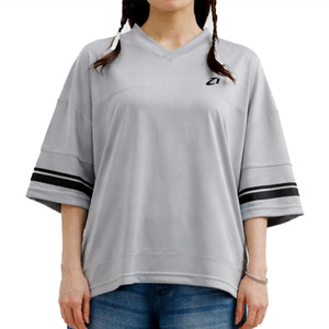 T-shirt style maillot de football américain streetwear gris en polyester, décontracté, respirant, unisexe, à rayures personnalisées, fournisseur principal - Product Image 4