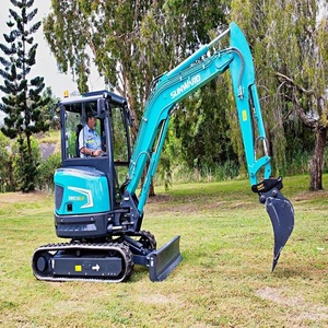 Mini-excavatrice Sunward puissante, conçue pour les travaux d'aménagement paysager, de creusement de fossés et de travaux utilitaires, offrant des performances fiables dans les zones de travail confinées. - Product Image 6