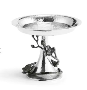 Most Selling Silver Metal 2 <b>Tier</b> <b>Cake</b> <b>Stand</b> Sculpted Flower Stem Branch Center Rod Dual Level Round Hammered Platters <b>Cake</b> <b>Stand</b> - Product Image 3