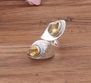 แหวนเงินแท้ 925 ประดับพลอยเทอร์ควอยซ์สีเหลืองธรรมชาติ ทรงเหลี่ยมเจียระไน ประดับพลอยประจำเดือนพฤศจิกายน ขายส่ง - Product Image 1