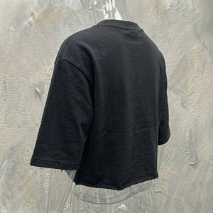 Camiseta Corta Oversize Snow Grace para Hombre, Manga Corta, Cuello Redondo, Estilo Urbano, 100% Algodón, Estampado Frontal Negro, Ecológica y Transpirable - Product Image 6