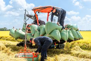 HOT 2025 HOGICO 2017/PLUS 80HP 4WD TRUCK CRAWLER Nuevo vehículo agrícola duradero de alta calidad Potente rendimiento Caja de cambios - Product Image 2