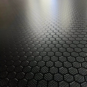 Contreplaqué filmé antidérapant 18 mm, plaque 4x8 - Motif de sécurité pour planches d'échafaudage et remorques - Product Image 1