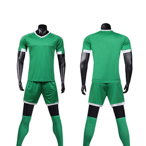 Uniforme de Fútbol Personalizado para Adultos ARTIZ INTERNATIONAL, Conjunto Transpirable y Ecológico, Jersey de Equipo Estadounidense, Ropa Deportiva 100% Poliéster - Product Image 5
