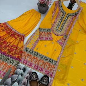 Conjunto de traje Sharara pakistaní de seda Chinon pesada con lentejuelas, estilo tradicional, lo último en moda. - Product Image 1