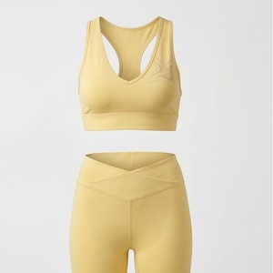 Ensemble de yoga 2 pièces pour femmes, haut court jaune à col en V et dos nageur, et leggings taille haute - Product Image 1