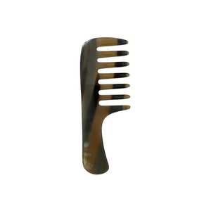 Peigne en corne de vache fait main, à dents fines et larges, écologique, forme naturelle, design moderne, pour cadeaux d'affaires, décoration intérieure, fabriqué à l'Uttar Pradesh - Product Image 5