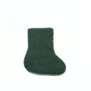 Calcetín Navideño Ecológico Hecho a Mano con Lana y Fieltro Blanco, Diseños Personalizados - Product Image 1