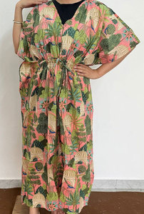 Vestido Kaftan Estampado de Algodón Premium para Mujer, Corte Holgado, Tela Transpirable y Estilo Bohemio Elegante para Uso Casual y Diario - Product Image 4