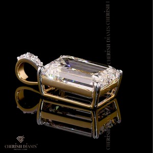 Nouvelle collection : Pendentif tendance en diamant de laboratoire taille émeraude en or jaune 18 carats, collier chaîne à maillons pour femme, idéal pour fiançailles et mariage - Product Image 3