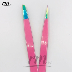Pinzas inclinadas de acero inoxidable de colores surtidos RMI Wholesale, juego de 4 piezas con punta de plasma múltiple y pinzas para cejas con recubrimiento en polvo rosa - Product Image 2