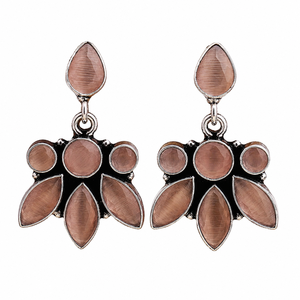 Boucles d'oreilles clous bohèmes antiques en laiton plaqué argent oxydé, avec pierre Monalisa, design magnifique pour femmes, vente en gros - Product Image 1