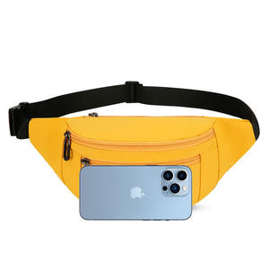 Elegante Riñonera de Nailon Impermeable con Color Personalizado, Organizador Multibolsillos, Bandolera con Detalle de Cinturón para un Almacenamiento Seguro - Product Image 1