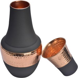 Bouteille d'eau en cuivre de qualité supérieure, bouteille à boire en métal pour la maison, le bureau, l'hôtel, le restaurant, disponible à la vente au quotidien - Product Image 1
