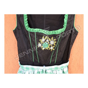 ชุดเดรส Dirndl สั้นแบบดั้งเดิมของชาวบาวาเรียสำหรับผู้หญิง ชุดเยอรมันแบบดั้งเดิมสำหรับเทศกาลอ็อกโทเบอร์เฟสต์ ชุดกำมะหยี่ 3 ชิ้น - Product Image 3