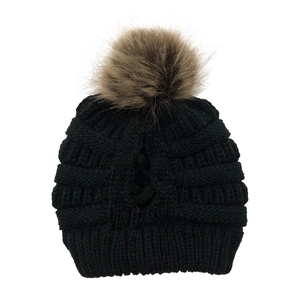 Bonnet en tricot mélange de laine crème avec pompon en fourrure, bonnet d'hiver tricoté à la main avec revers, pour l'hiver et les activités extérieures, bonnets ODM OEM - Product Image 2
