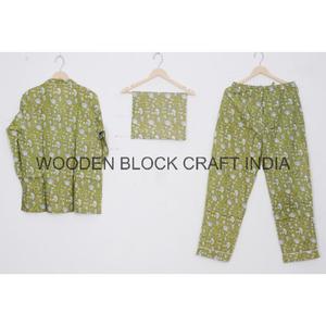 Ensemble de pyjama en coton élégant pour femmes, vêtements de nuit luxueux, confortables et respirants, grande taille, long avec poches pour femmes - Product Image 5