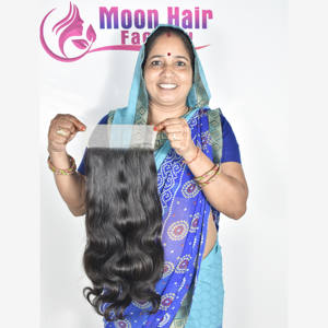 Closure en cheveux humains 100% naturels de temple indien, ondulation Bodywave, aspect naturel, bruts, doux et soyeux, provenant d'usine exclusive en Inde, à vendre - Product Image 1